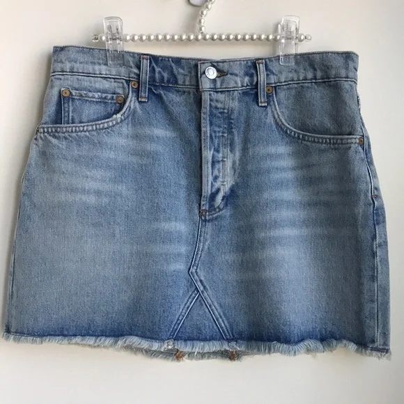 AGOLDE Quinn High Rise Mini Skirt in Devotee 31 - Picture 5 of 12